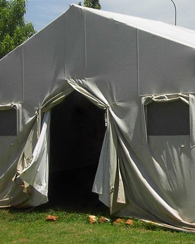 Изготавливаем солдатские палатки в Луге вместимостью <strong>до 70 человек</strong>